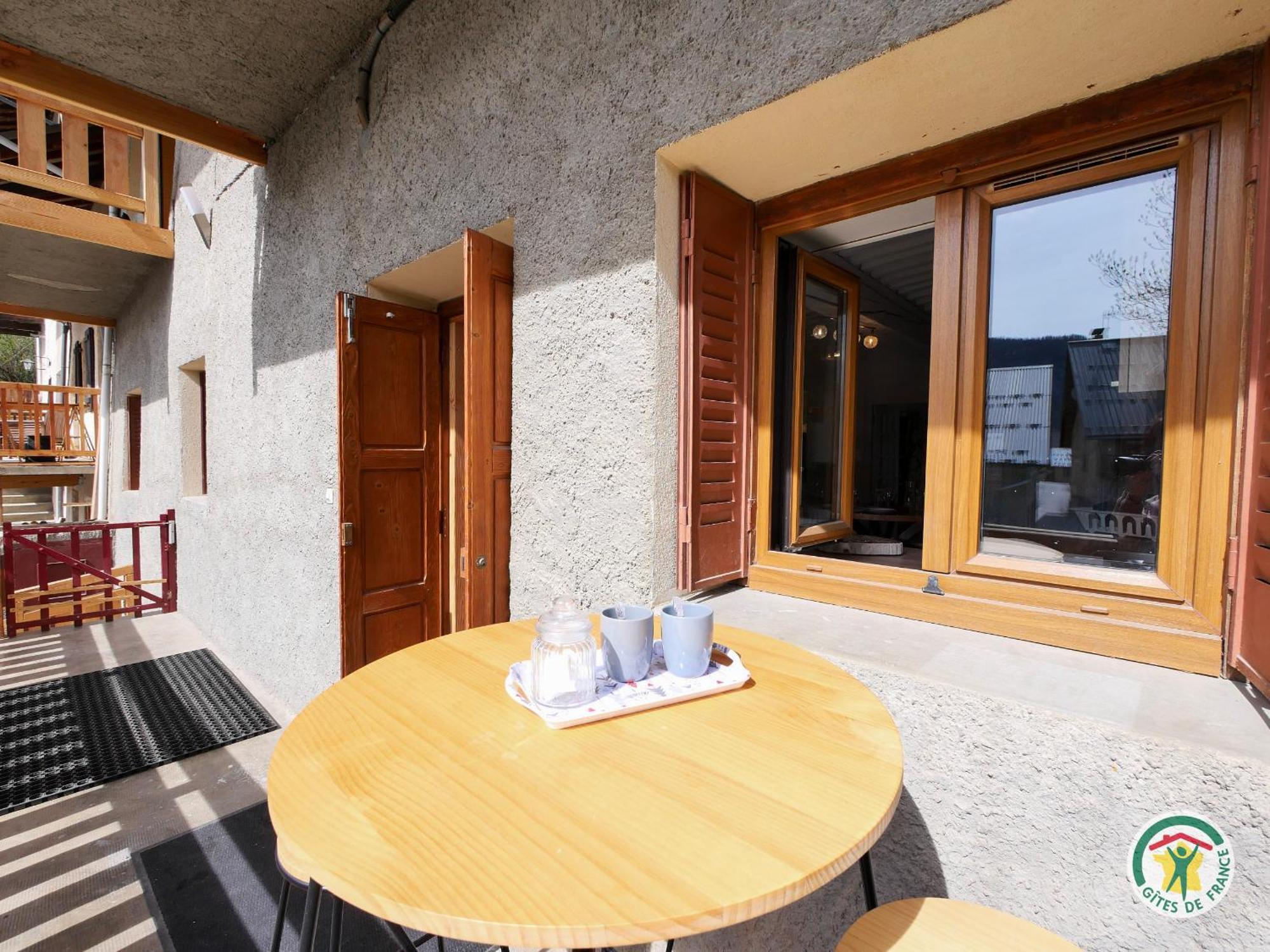 "La Batisse Des Pres" Apartment Puy-Saint-Vincent Bagian luar foto